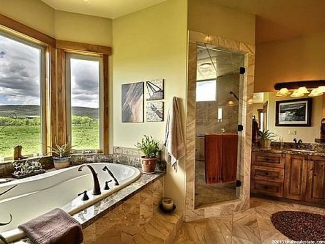 1366 W Hylander Dr, Oakley, UT 84055 — photo 9