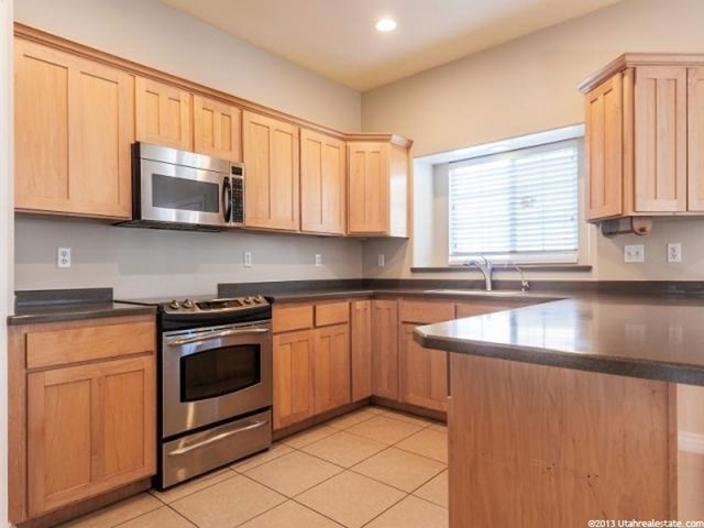 1071 E 2750 N, Layton, UT 84040 — photo 9