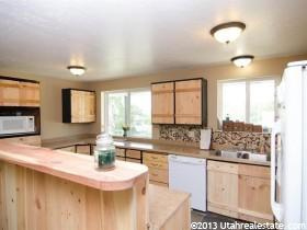 554 E 100 N, Centerville, UT 84014 — photo 4