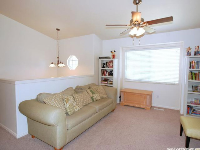 833 W 1350 N, Clinton, UT 84015 — photo 3