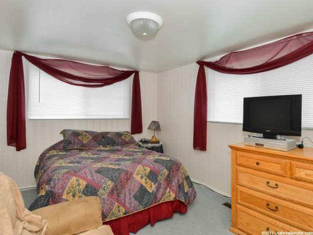1213 N 450 W, Sunset, UT 84015 — photo 9