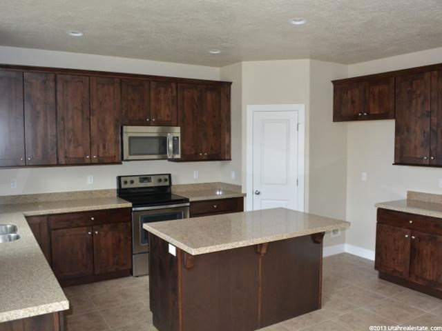1368 E 275 S, Layton, UT 84040 — photo 3