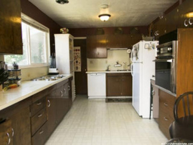 861 E Onyx, Sandy, UT 84094 — photo 11