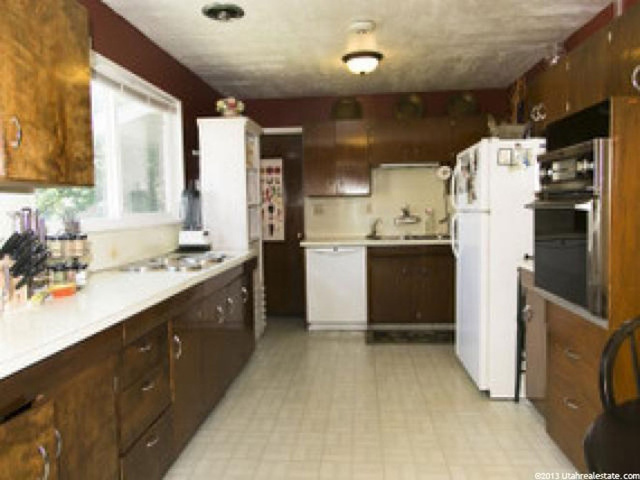 861 E Onyx, Sandy, UT 84094 — photo 12