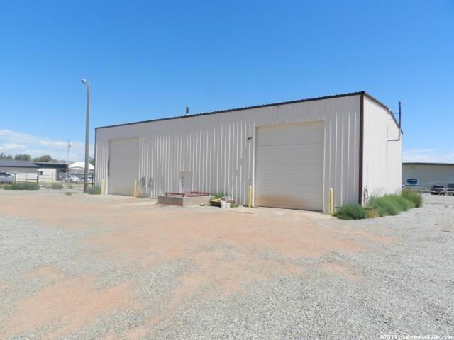 1380 S 1300 E, Vernal, UT 84078 — photo 3