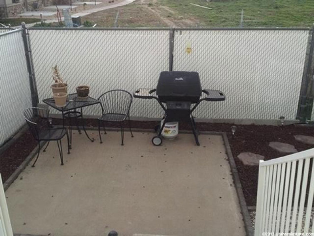 1489 S Brinker #D5, Ogden, UT 84404 — photo 2