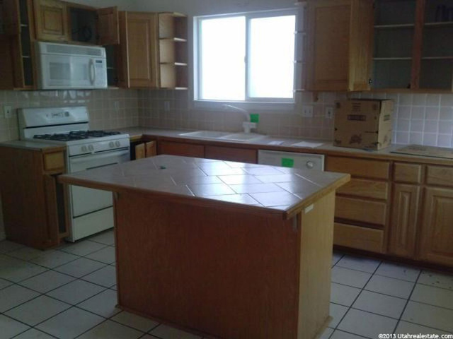 2267 N 2575 W, Clinton, UT 84015 — photo 8