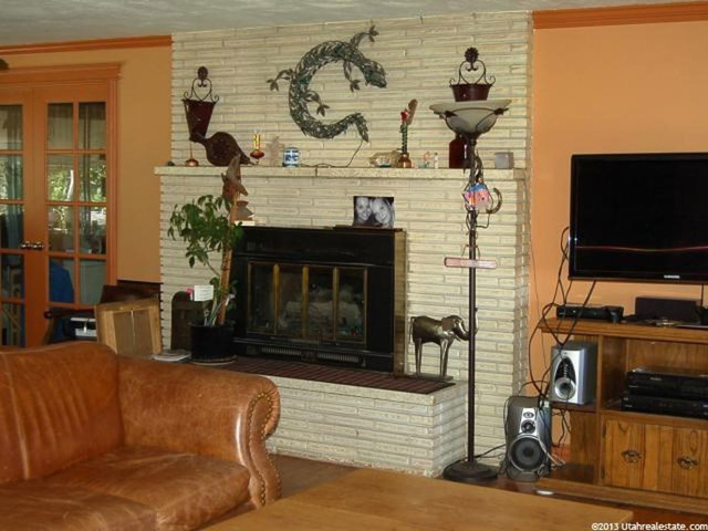 6040 S 2275 W, Roy, UT 84067 — photo 6