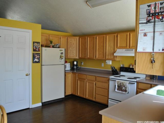 19 W 1900 S, Clearfield, UT 84015 — photo 6
