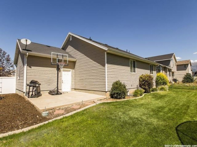 196 E 2275 S, Clearfield, UT 84015 — photo 3