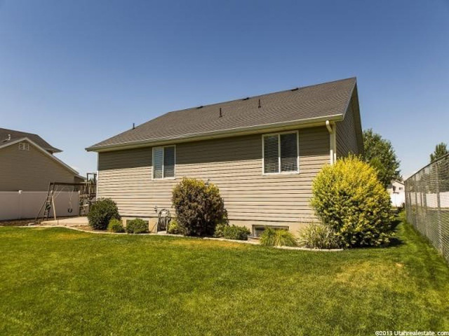 196 E 2275 S, Clearfield, UT 84015 — photo 5