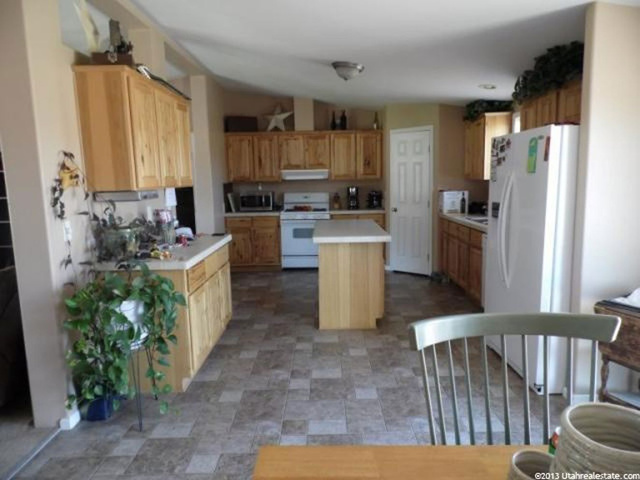 3415 S1500 E, Vernal, UT 84078 — photo 3