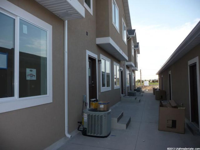 424 E 2170 N, North Logan, UT 84341 — photo 6