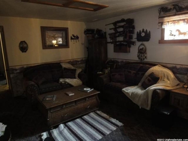 286 N Scenic View Dr E, Hyrum, UT 84319 — photo 8