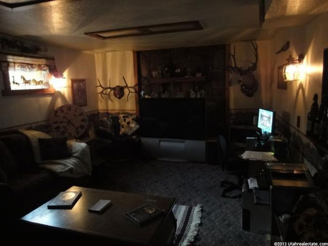 286 N Scenic View Dr E, Hyrum, UT 84319 — photo 9