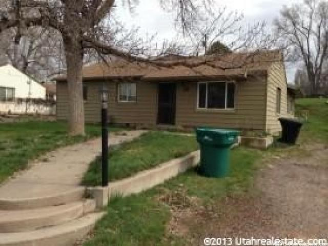 28 S Airlane E, Clearfield, UT 84015