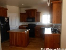376 E 2900 S, Naples, UT 84078 — photo 11
