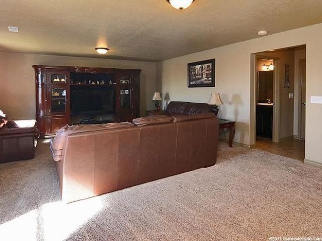 787 W 25 N, Clearfield, UT 84015 — photo 12