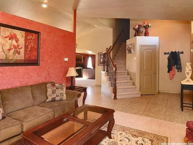 787 W 25 N, Clearfield, UT 84015 — photo 4