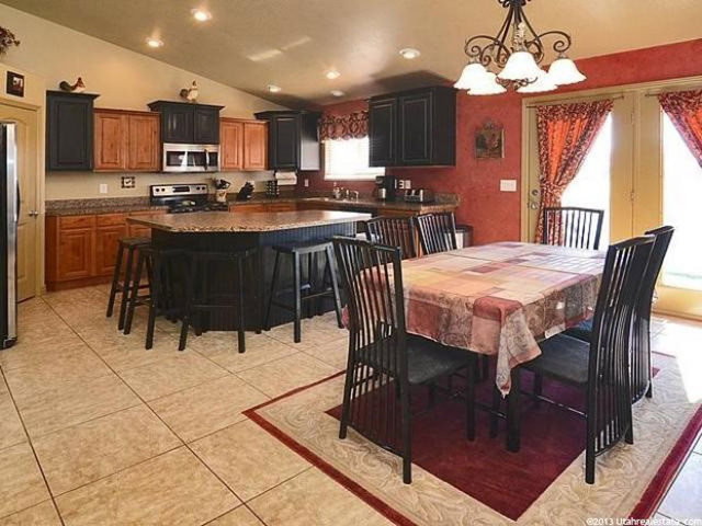 787 W 25 N, Clearfield, UT 84015 — photo 8