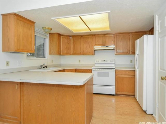 2186 N 1965 E, Layton, UT 84040 — photo 8