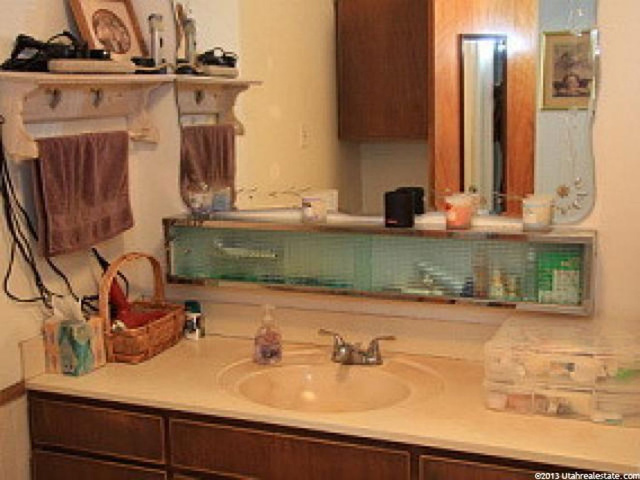 1888 S Orchard Dr E, Bountiful, UT 84010 — photo 10