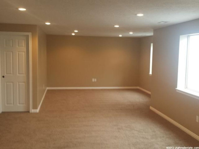1372 N 2340 W, Clinton, UT 84015 — photo 4