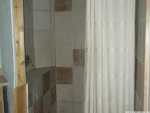 3118 S 2500 E, Naples, UT 84078 — photo 9