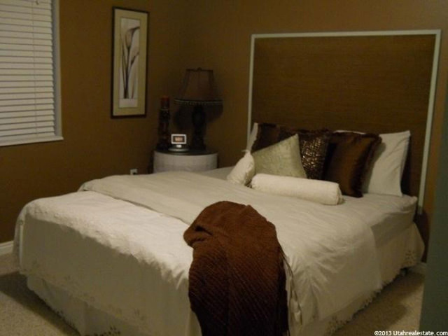 590 S 800 E, River Heights, UT 84321 — photo 9