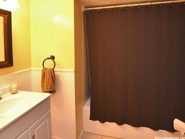 550 E Woodland Cir, Bountiful, UT 84010 — photo 8