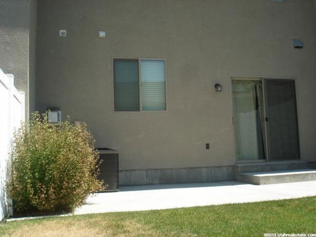 689 N 130 E, Smithfield, UT 84335 — photo 9
