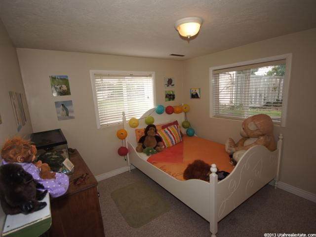 668 E Crestwood Cir, Bountiful, UT 84010 — photo 7