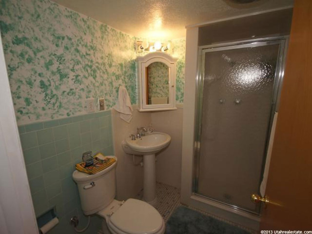 668 E Crestwood Cir, Bountiful, UT 84010 — photo 8