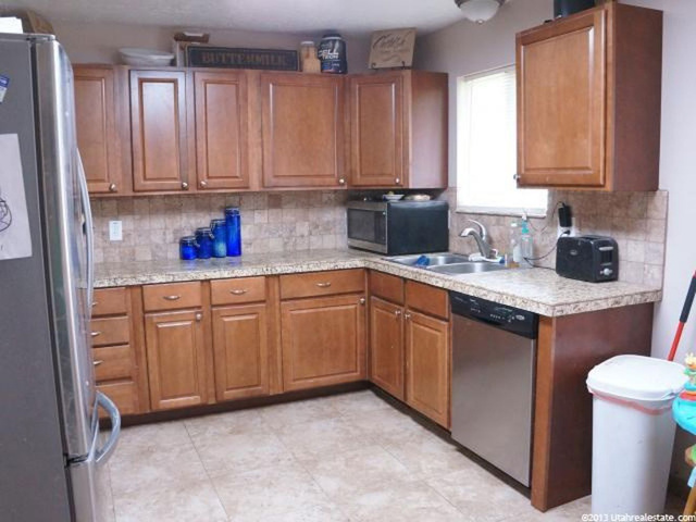3924 S 2275 W, Roy, UT 84067 — photo 4