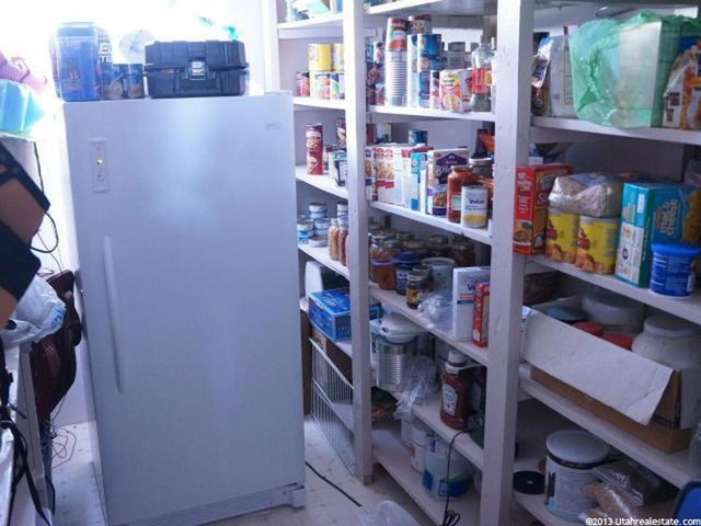 3924 S 2275 W, Roy, UT 84067 — photo 9