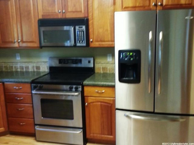 345 E 450 S, Hyde Park, UT 84318 — photo 2