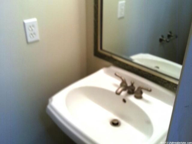 345 E 450 S, Hyde Park, UT 84318 — photo 10