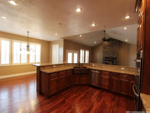 679 E 5020 N, Enoch, UT 84721 — photo 5
