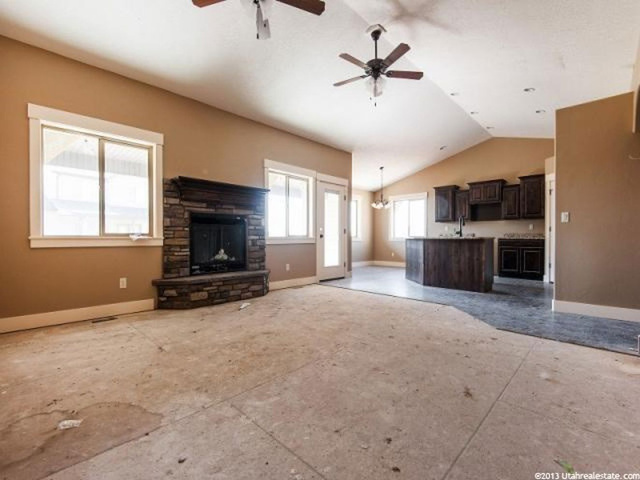 897 W 200 N, Clinton, UT 84015 — photo 5