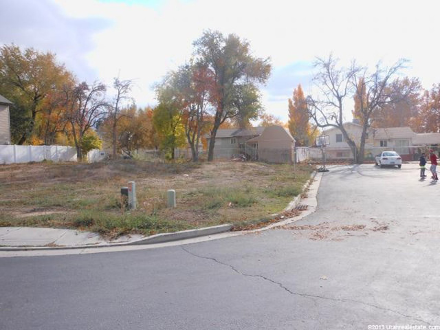 827 E Quinn Ct S, Ogden, UT 84404 — photo 5