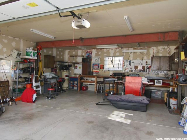 8553 S Johnsonway Dr E, Sandy, UT 84094 — photo 12