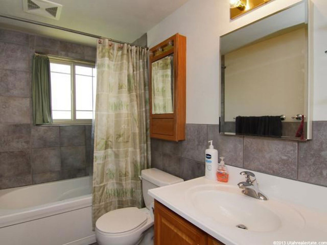 8553 S Johnsonway Dr E, Sandy, UT 84094 — photo 3