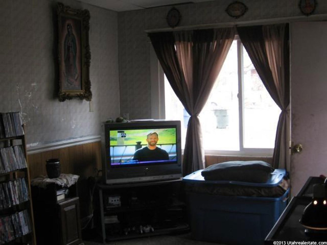 2041 S Monroe Blvd, Ogden, UT 84401 — photo 3