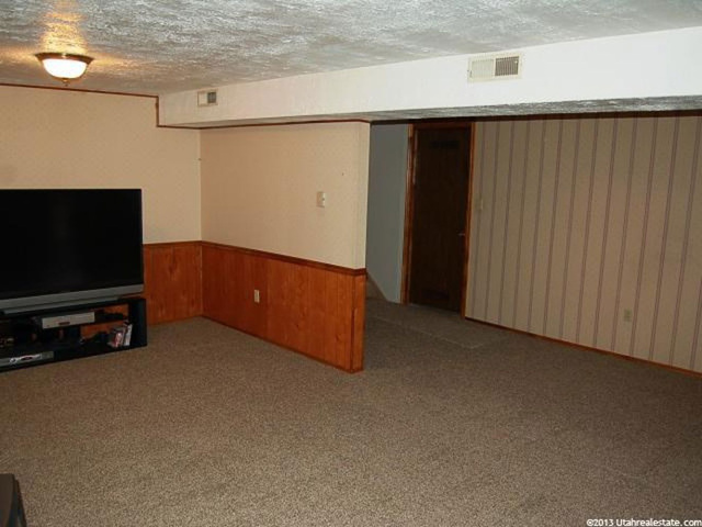 6162 S 2125 E, Uintah, UT 84403 — photo 11