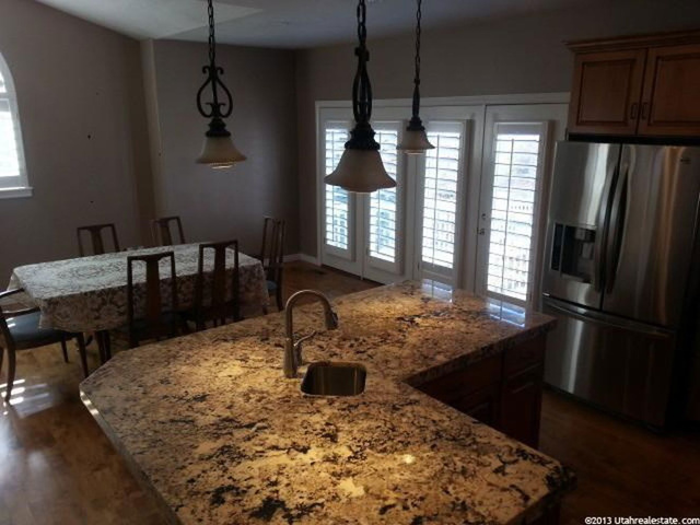1092 S Barton E, Bountiful, UT 84010 — photo 3