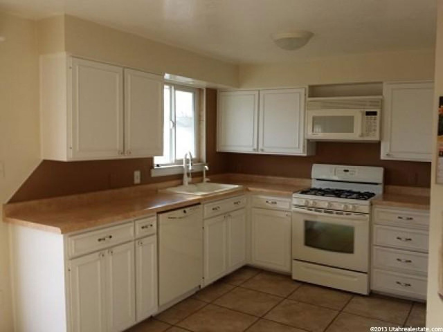 553 S Staci Ct E, Ogden, UT 84404 — photo 3