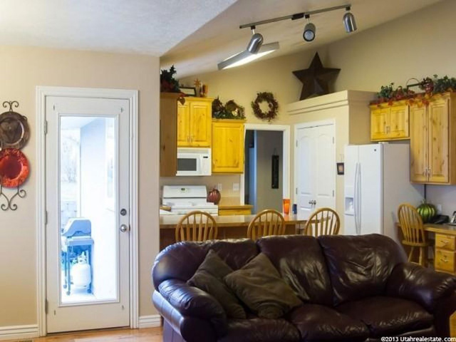 915 S 320 E, Salem, UT 84653 — photo 5