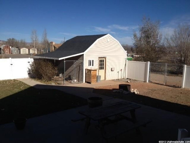2324 E 3200 S, Vernal, UT 84078 — photo 9