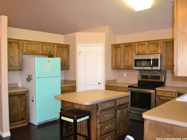 2109 W 1450 N, Clinton, UT 84015 — photo 9