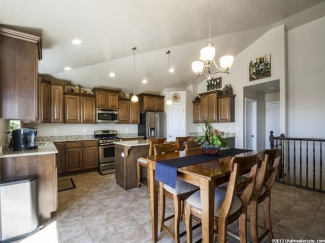 3167 N Goshawk Way E, Layton, UT 84040 — photo 10